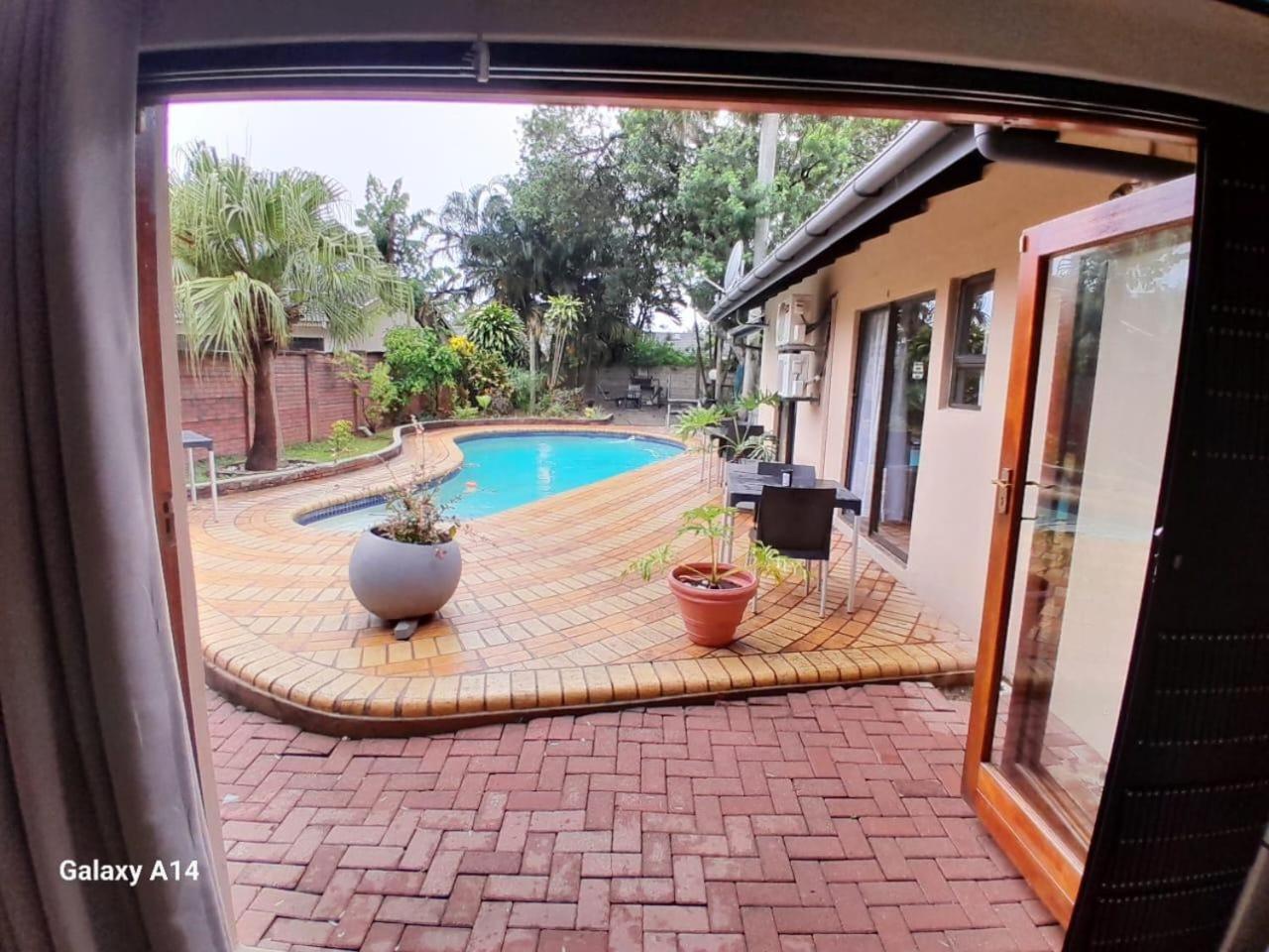 Nqabanqaba Panzió Richards Bay Kültér fotó