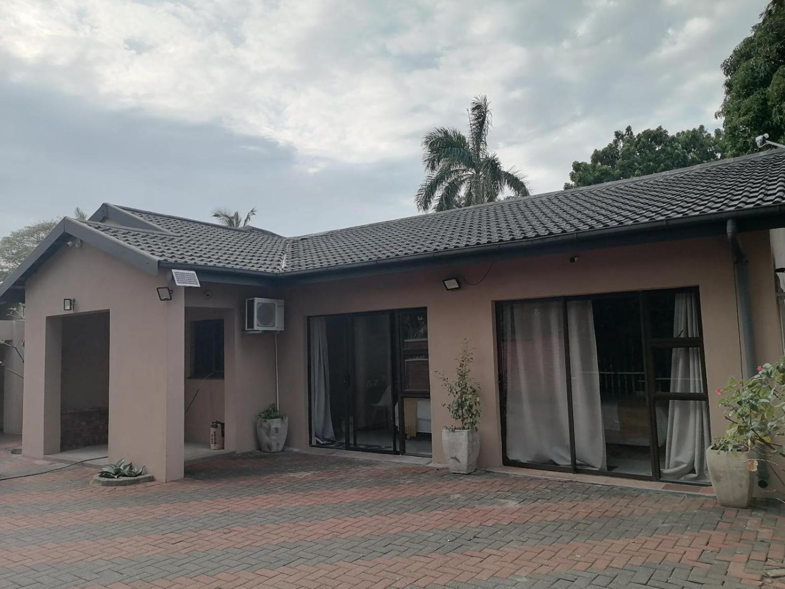 Nqabanqaba Panzió Richards Bay Kültér fotó