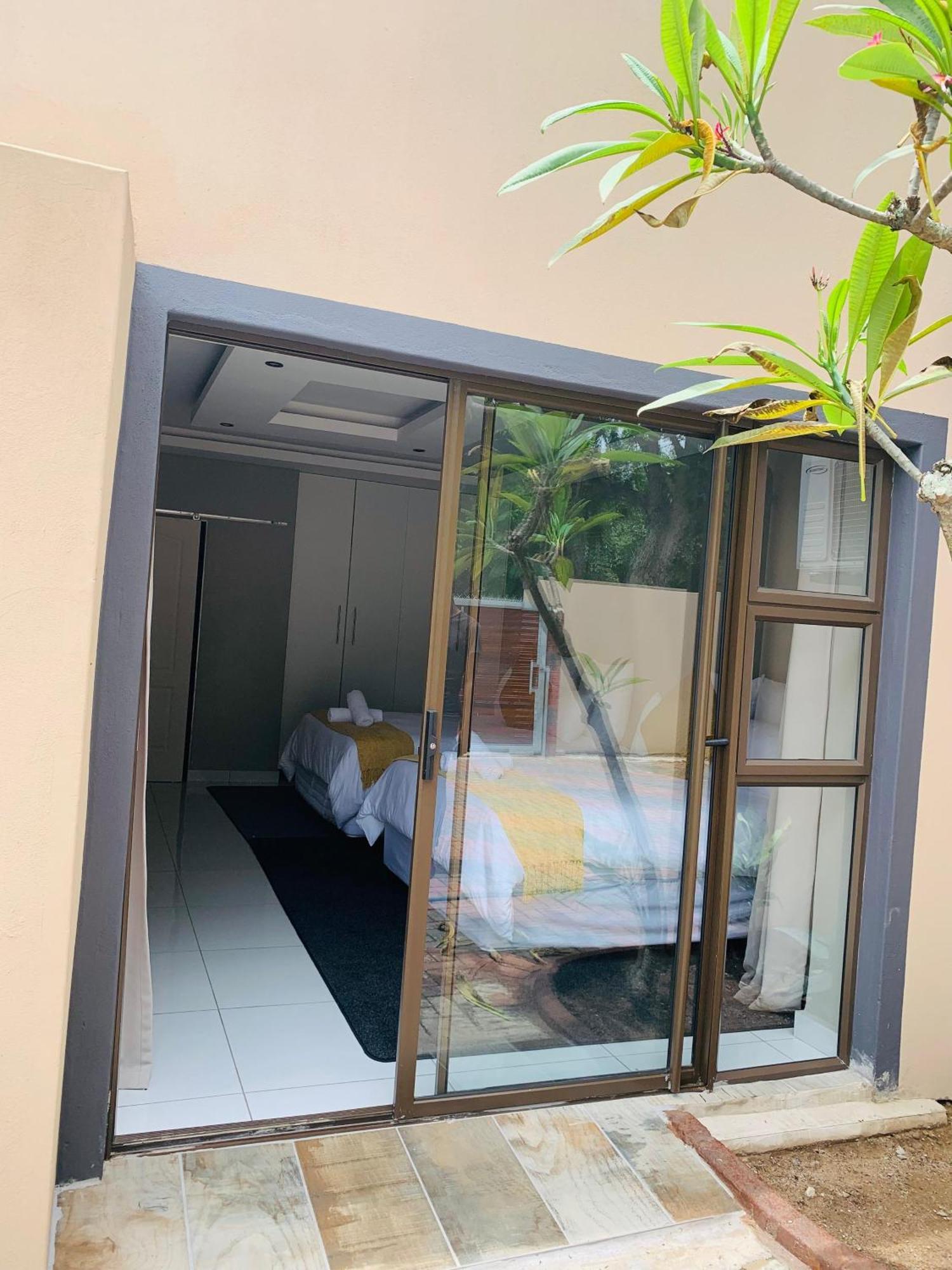 Nqabanqaba Panzió Richards Bay Szoba fotó